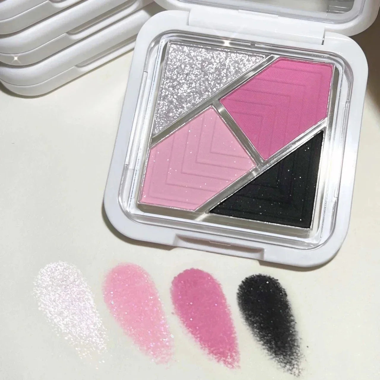 4 Colors Eye Shadow Palette Matte Glitter Green Eyeshadow
